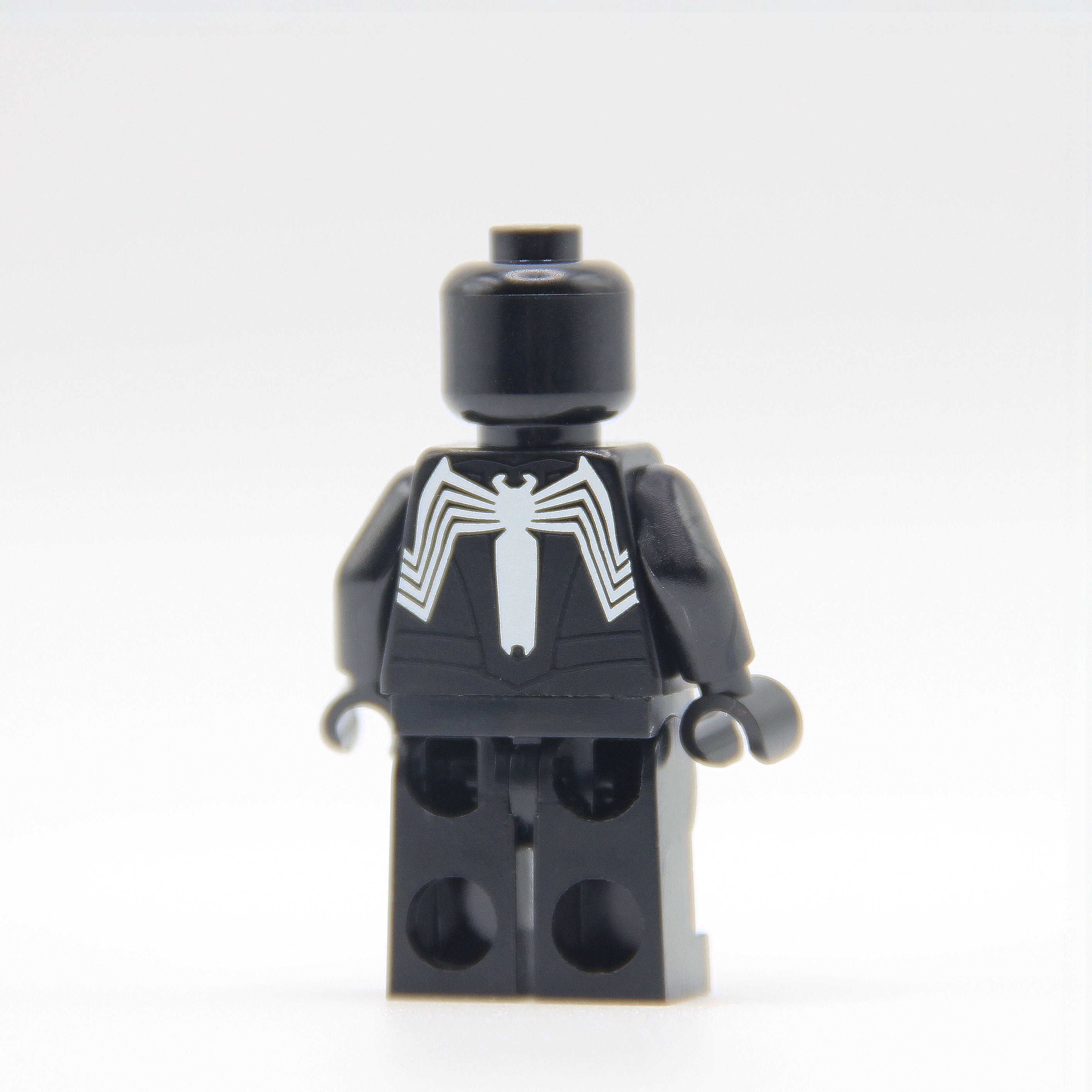リエマンさま Sinister Spider – Ra'is Customs